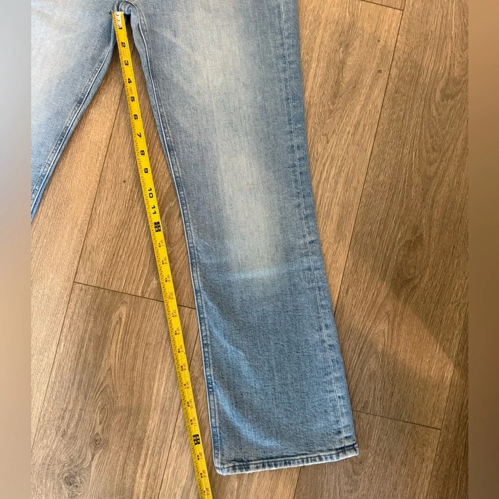 MOTHER The Tripper Jeans In I Confess
Wash Ankle Denim EUC Size 28 - Picture 7 of 15